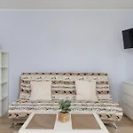 Studio Z Parkingiem I Balkonem W Krakowie By Rent Like Home