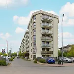 Studio Z Parkingiem I Balkonem W Krakowie By Rent Like Home
