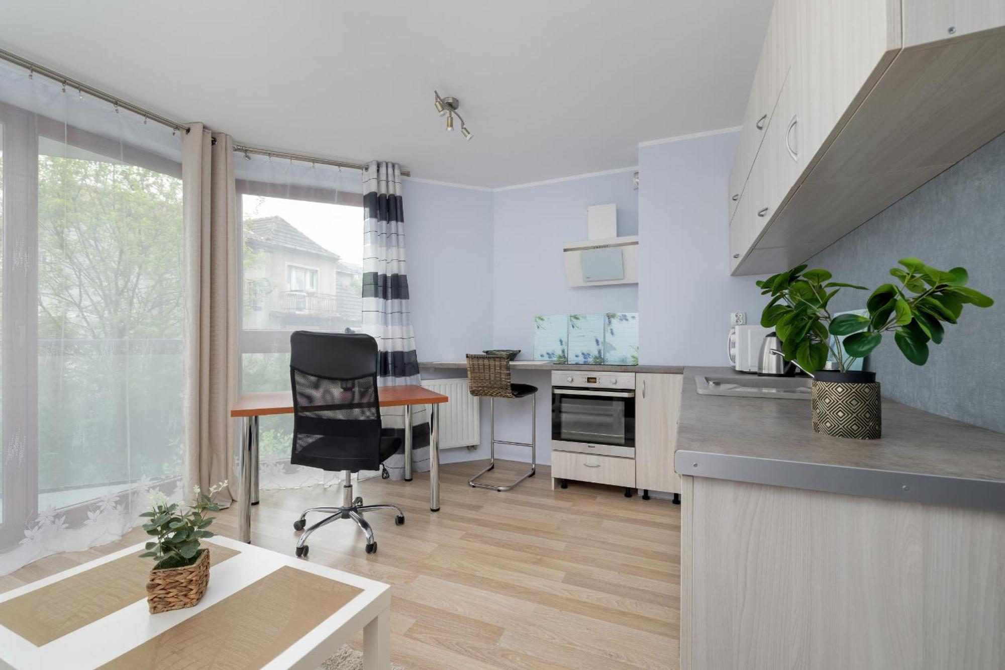 Z Parkingiem I Balkonem W Krakowie By Rent Like Apartament *