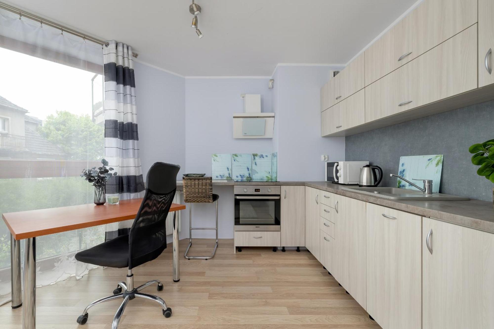 Apartament Z Parkingiem I Balkonem W Krakowie By Rent Like Kraków